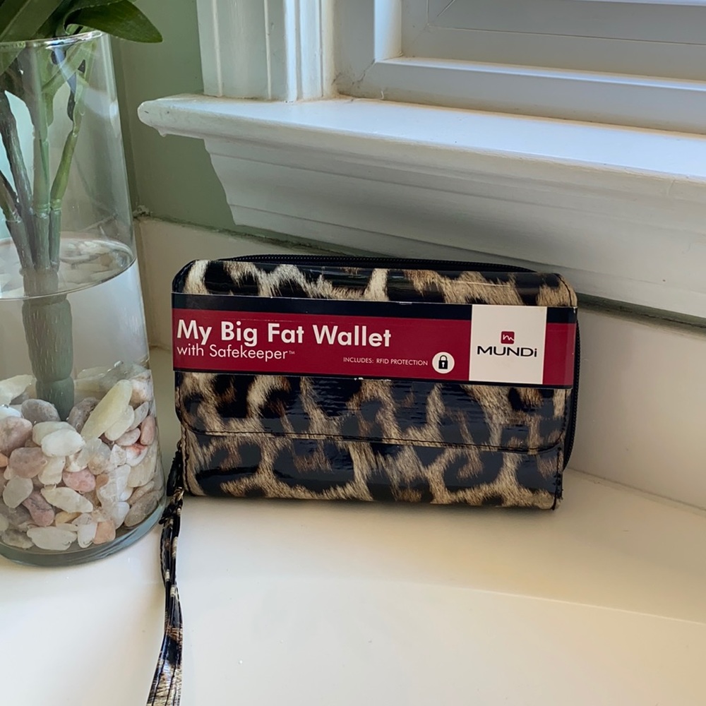Large wristlet Wallet